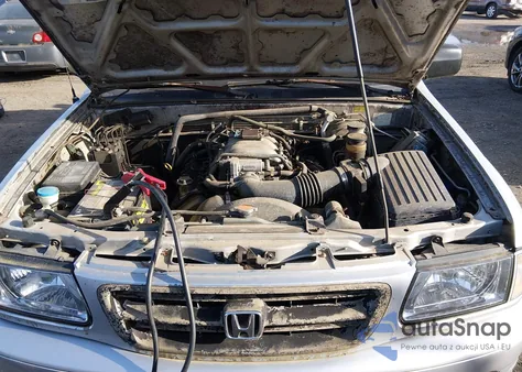 2000 Honda Passport Ex/Lx from USA, damaged, VIN 4S6DM58W9Y4409617